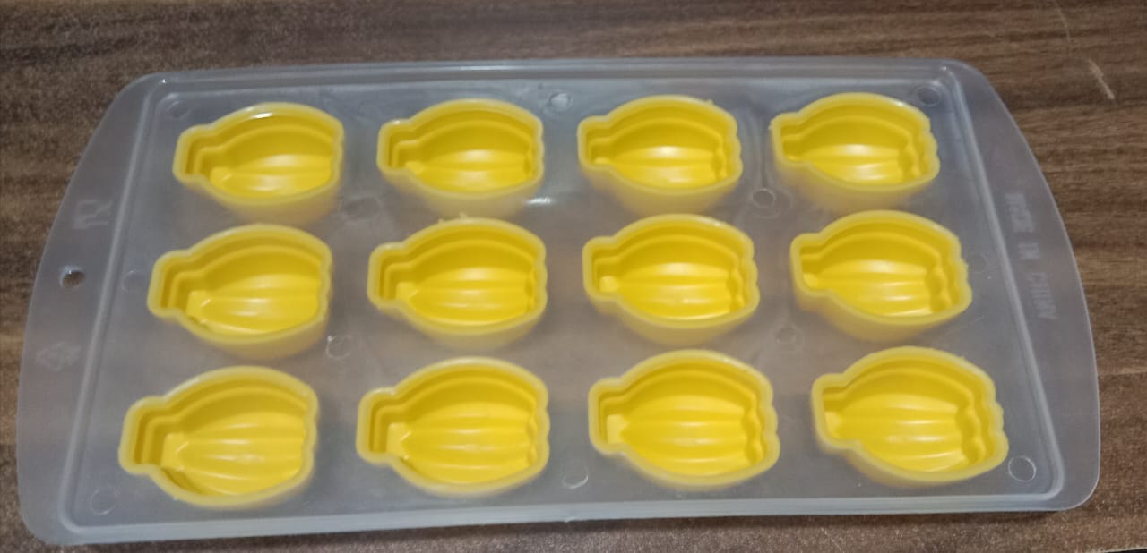 Silicone Mold Ice Cube Tray Creative Sweet Multi Type Ice Tray Buckets, Ice Cube Trays Multi Fruit Shape Ice Tray (1 Pc) Silicone Mold Ice Cube Tray Creative Sweet Multi Type Ice Tray Buckets, Ice Cube Trays Multi Fruit Shape Ice Tray (1 Pc)